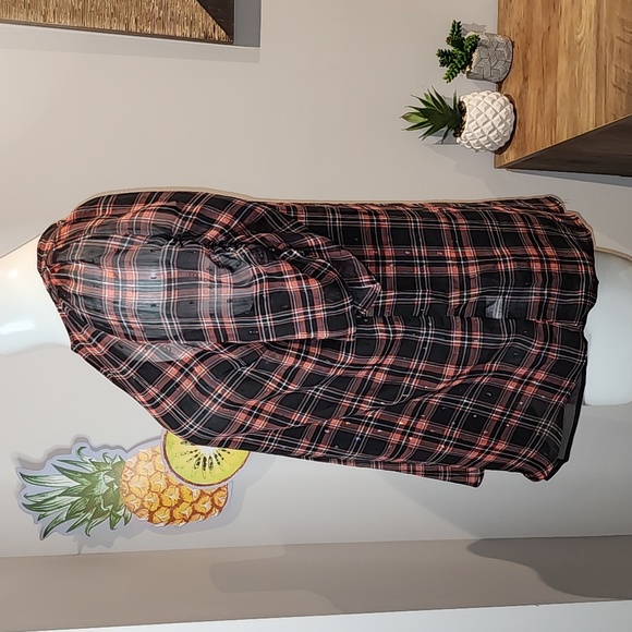 Torrid - Chiffon Lurex Ruched Sleeve Blouse in Plaid Red & Black - Picture 5 of 14